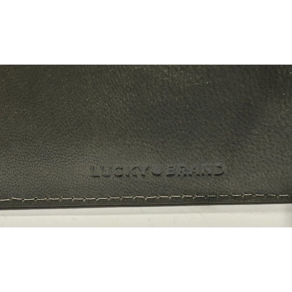Lucky Brand Wristlet w/ Credit Card Holder Insert 7 1/4 x 4 3/4 inches PREOWNED - Picture 2 of 16